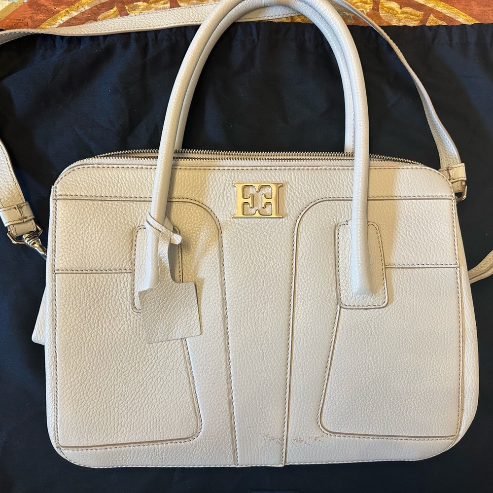 🦋Escada Handbag - Picture 4 of 12